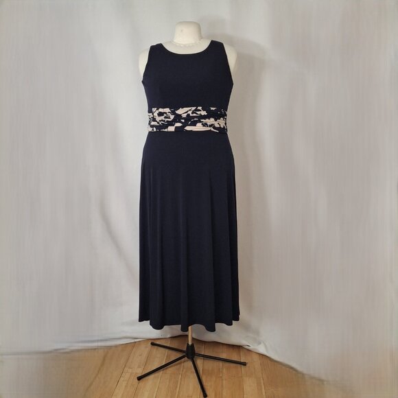 Jessica Howard Ladies Beautiful Blue Ruched Waist Fit & Flare Dress - Size 14W - Picture 2 of 16